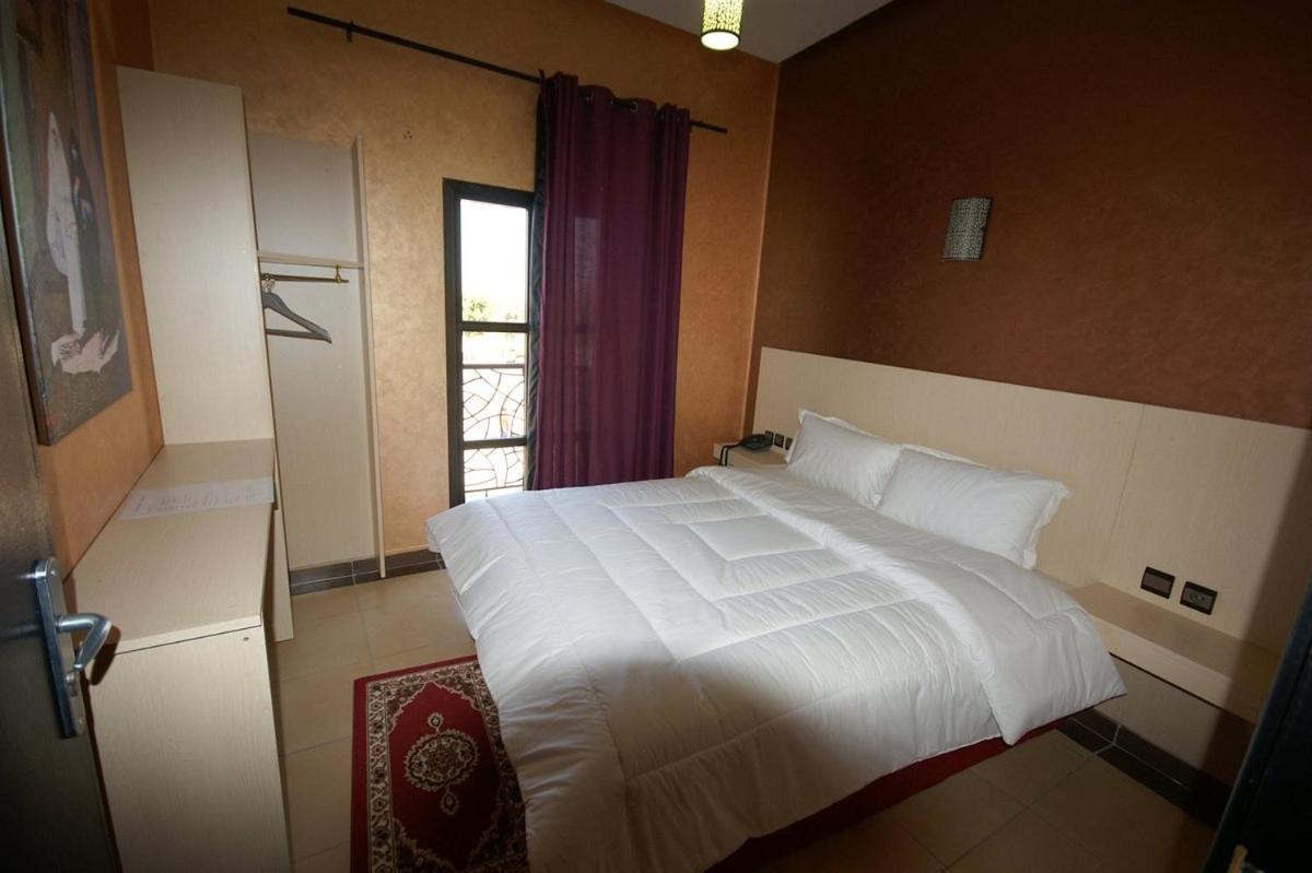 Hotel Inou Аурир Экстерьер фото