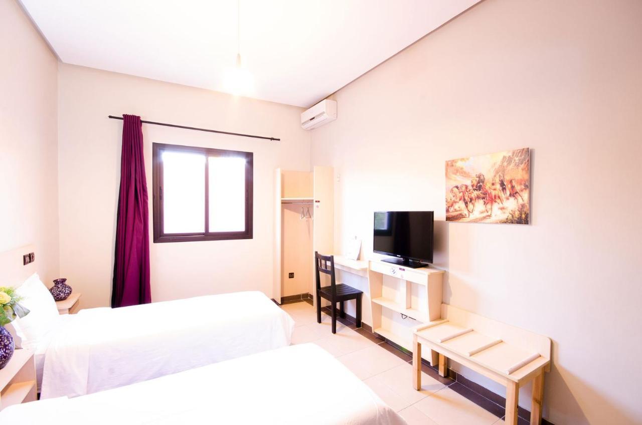 Hotel Inou Аурир Экстерьер фото