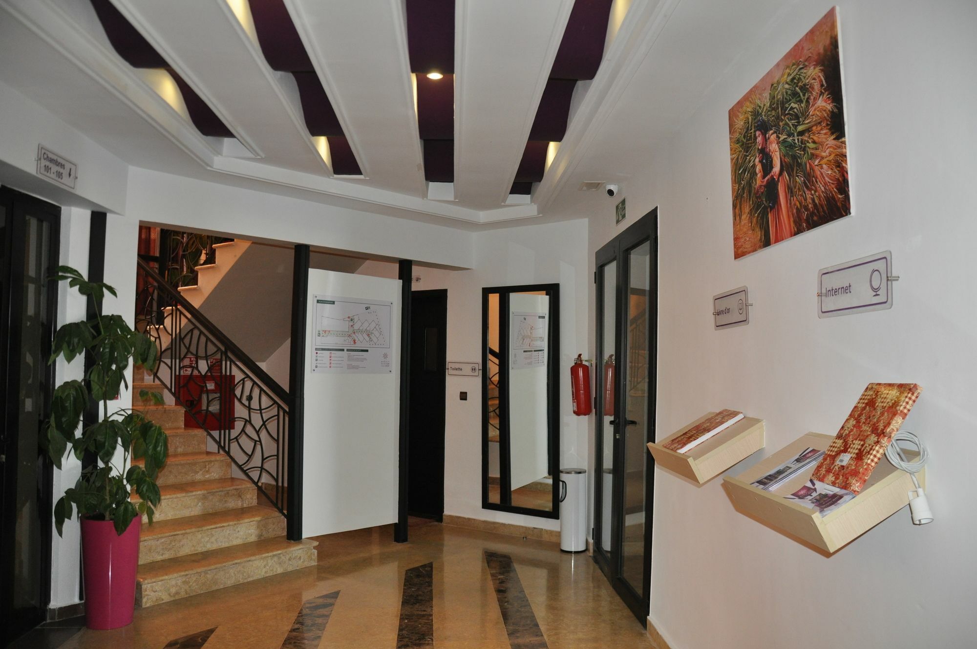 Hotel Inou Аурир Экстерьер фото
